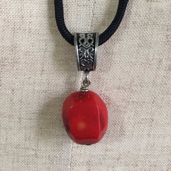 🖤Red Coral 💕necklace - Picture 2 of 8